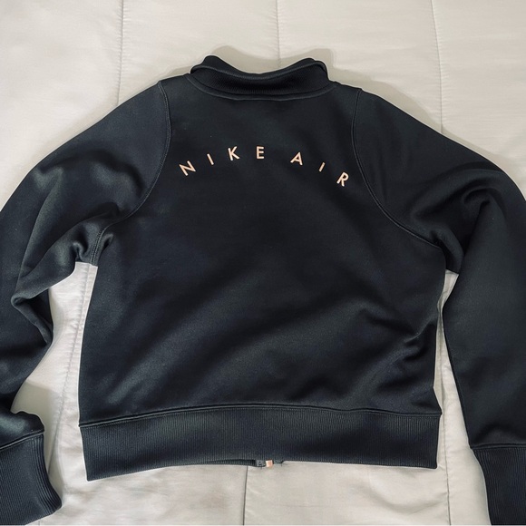 Nike Air Tracksuit SET - Picture 4 of 10